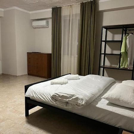Babilon Hotel ティビリシ エクステリア 写真
